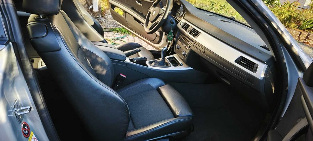 BMW  320 D Coupe