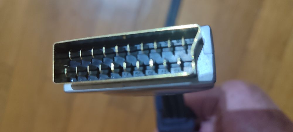Cabo Profigold 3RCA-SCART