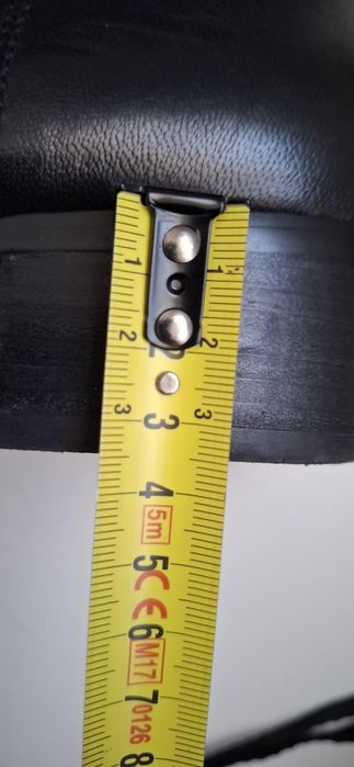 Сапаги  зима р.37  кожа