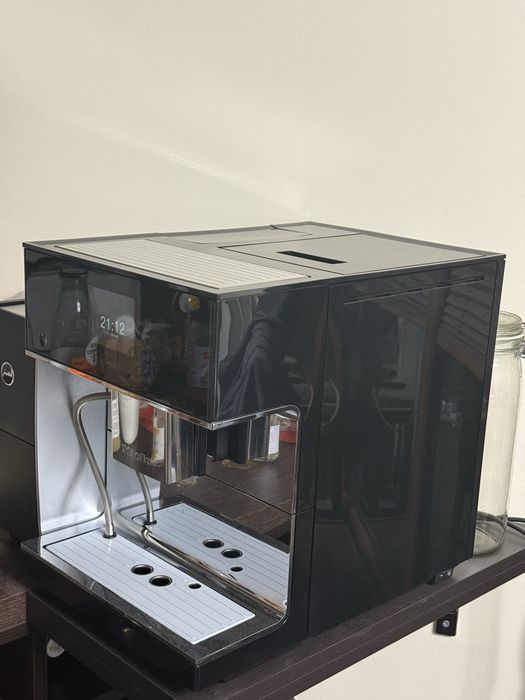 Ekspres do kawy MIELE CM 7500 Auto Cappuccino oraz Latte gwarancja