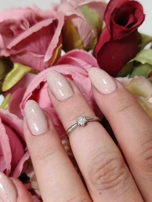 Pierścionek zaręczynowy z diamentami Apart białe złoto 375 diament