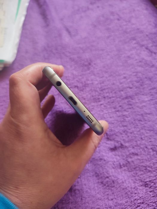 Samsung galaxy S7 edge gold