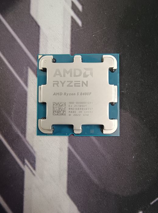 Процесор AMD Ryzen 5 8400F (6 ядер/12 потоків) + Гарантія 2 роки