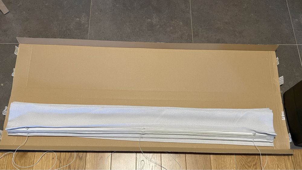 Materiał z rolety rzymskiej bez mechanizmy sterującego 129 x 150 cm