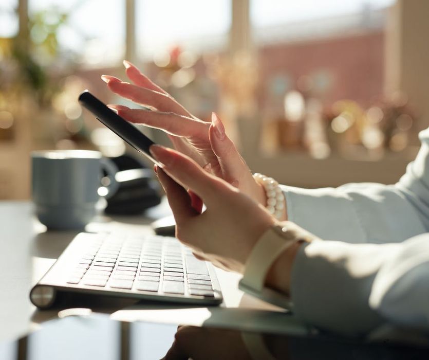 Profesjonalne prowadzenie mediów społecznościowych Facebook Instagram