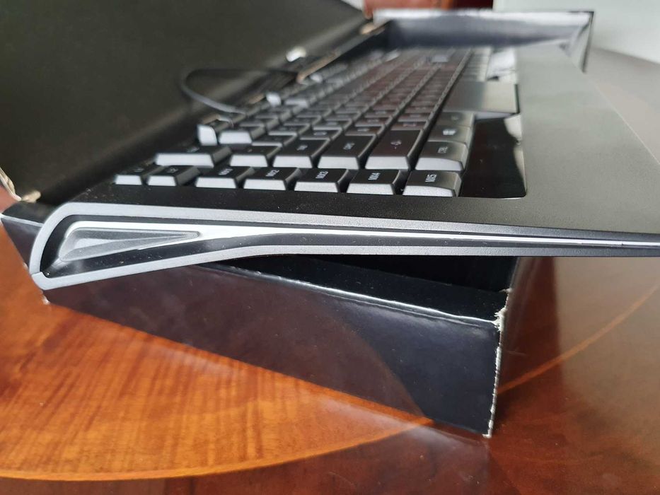 Teclado NOVO Gaming STEELSERIES Apex 300 (Membrana - Inglês - Preto)