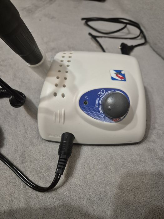 Фрезер STRONG 210 з ручкою MARATHON