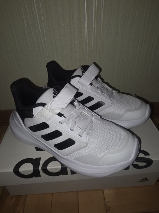 Кроссовки Adidas 35 размер