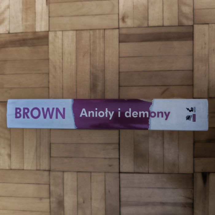 Książka Anioły i demony Dan Brown