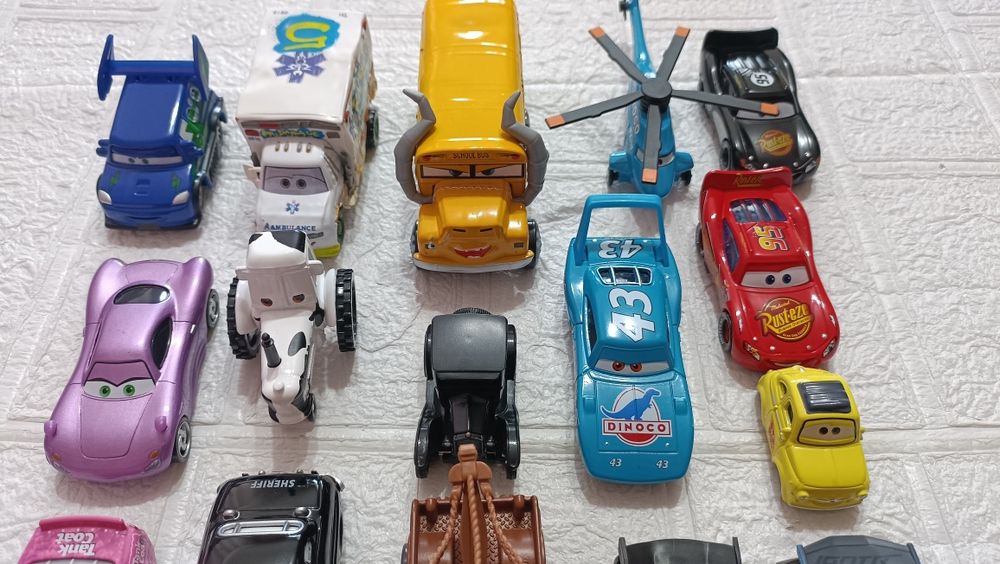 Уцінка! Металеві машинки Тачки Маквин, Метр, Кінг, трейлер, комбайн