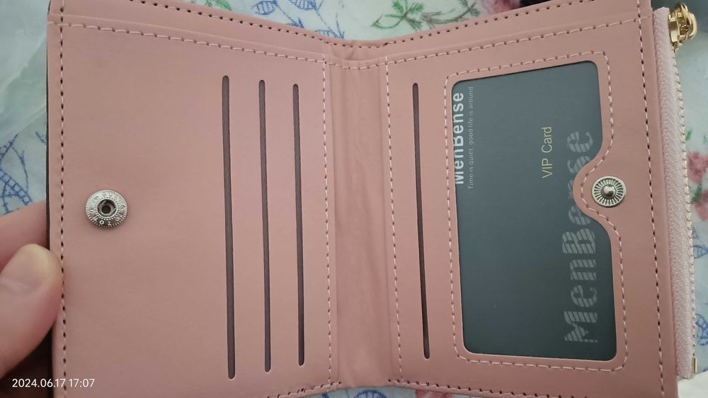 Carteiras novas femininas