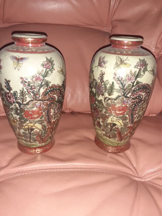 Decoracao 2 jarras antigas muito bonitas