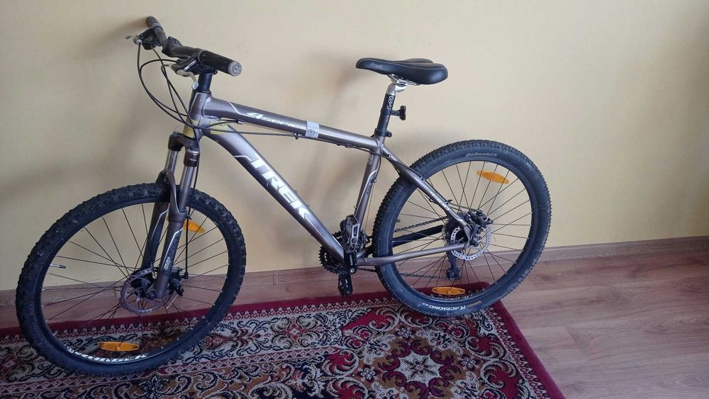 Rower Trek 4 series 18" 46 cm