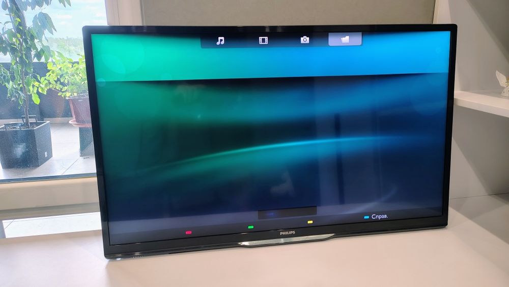 Телевізор Phillips 39 дюймів