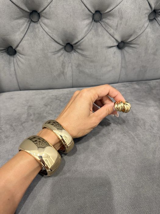 Браслети zara, сирежки mango