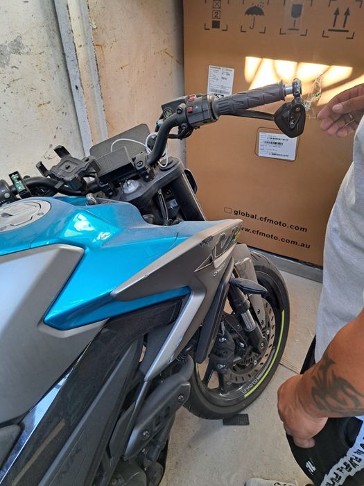 Cfmoto nk125 acidentada