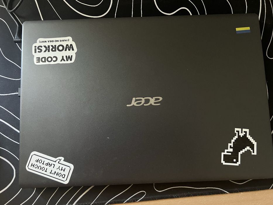 Acer  Aspire  3