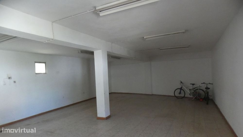Warehouse/Shop/Office - Perafita - Matosinhos