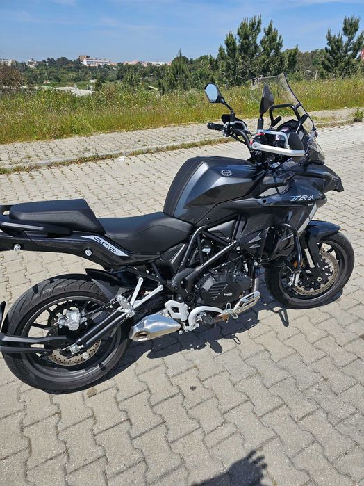 Mota Benelli trk 502