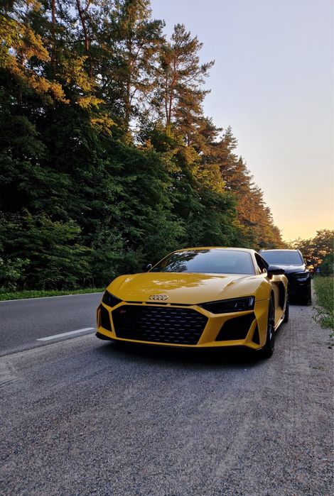 Wynajmij Audi R8 Quattro -wypozyczalnia samochodow,zmodyfkowany wydech