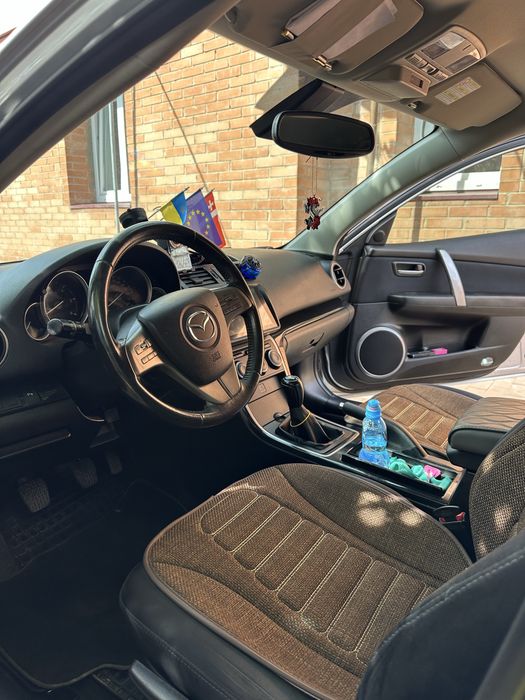 Продам Mazda.  6