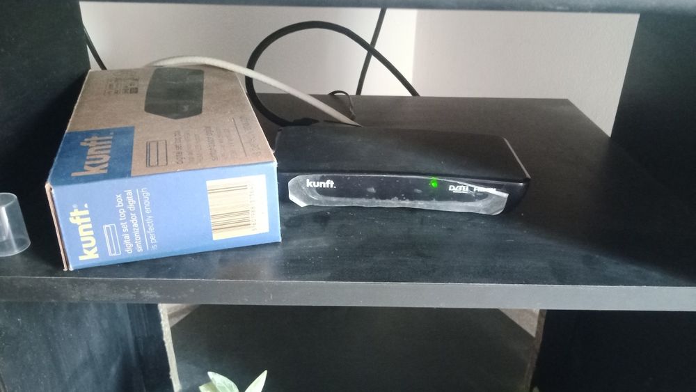 Tv crt CROWN '20 polegadas