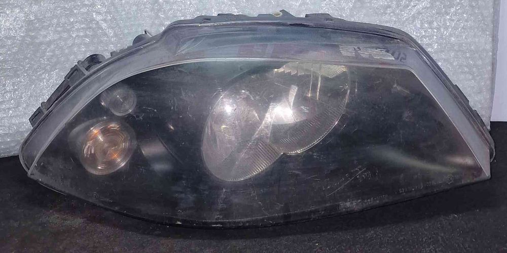 Ótica / Farol Direito - SEAT IBIZA III