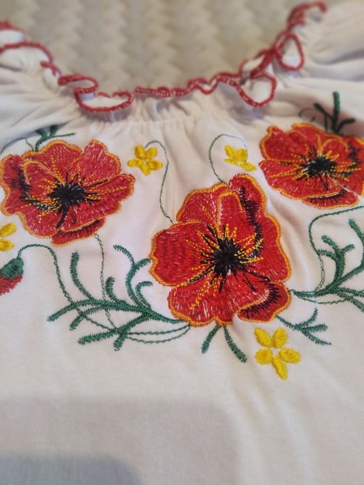 Футболка вишиванка на 5-6 років