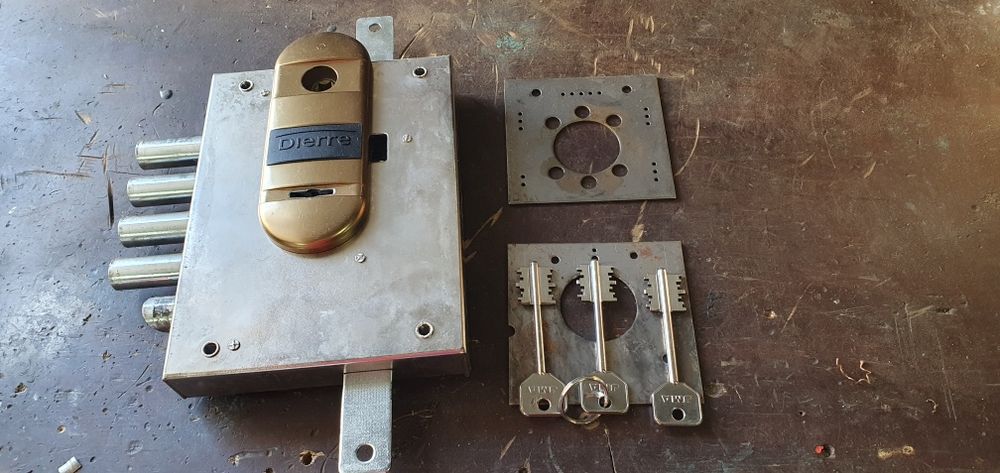 Dierre fechadura de alta segurança