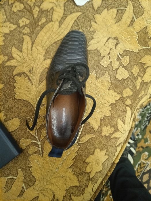 Продам кожаные туфли