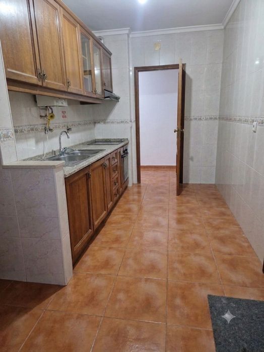 Alugo T1 - Vila Nova de Famalicão