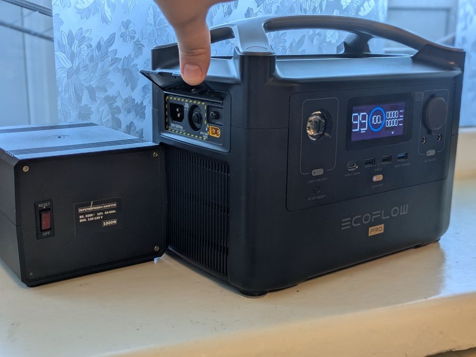 EcoFlow River PRO (720 Wh),Портативна зарядна станція + інверт