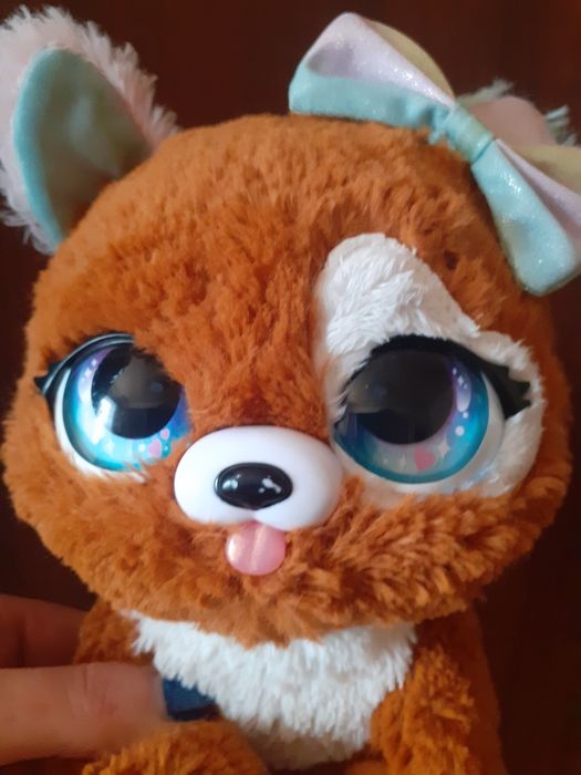 Интерактивная игрушка-сюрприз Spin Master Present Pets бу