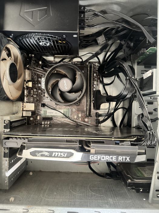 Pc gaming torre R5 16Ram RTX 2070