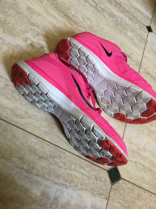 Nike flex tr5, 36,5, 23 cm, sportowe, elastyczna podeszwa