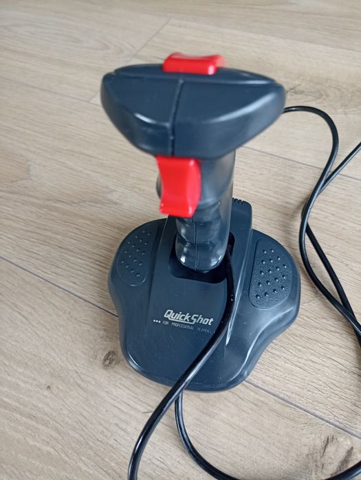 Joystick QuickShot Python mikrostyk