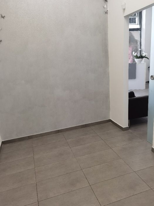 Wynajmę gabinet w salonie fryzjerskim