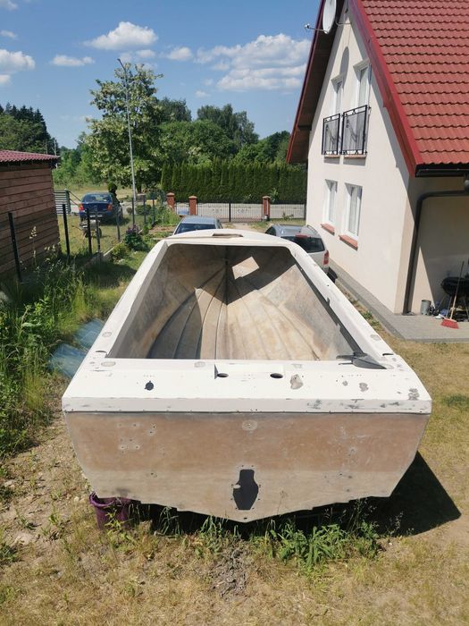 Kadłub łódź jacht motorowy Bayliner 2350 Nisqually Express z hardtopem