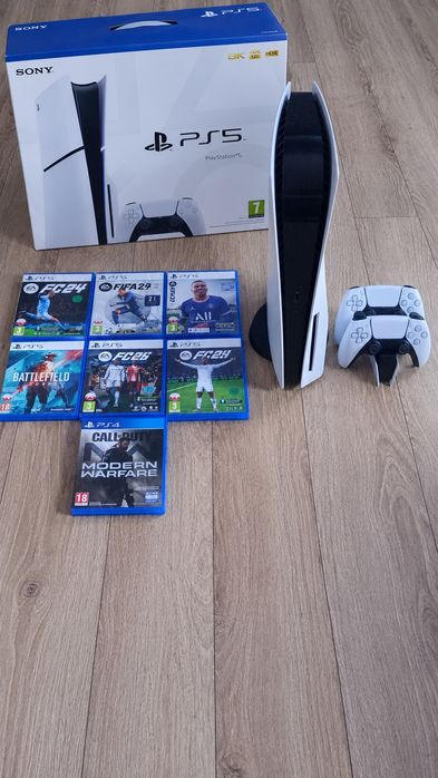 Pa5 z napędem 825g 2 pady z ładowarką podstawka pod konsole + gry