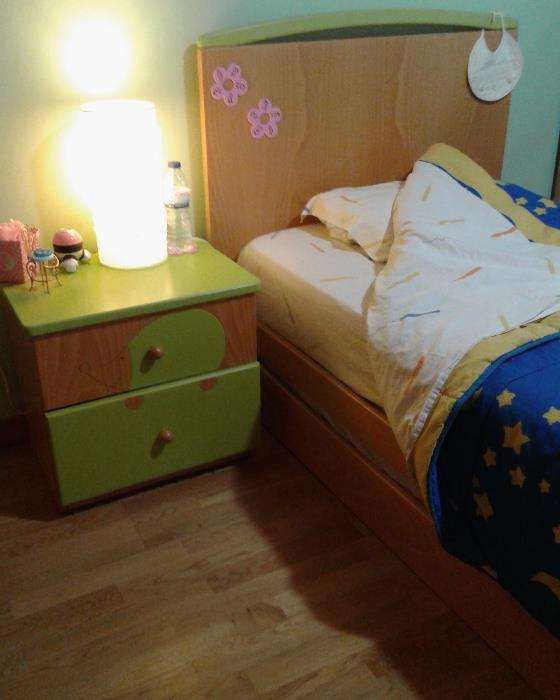 Quarto Bebé / Criança (berço - cama)