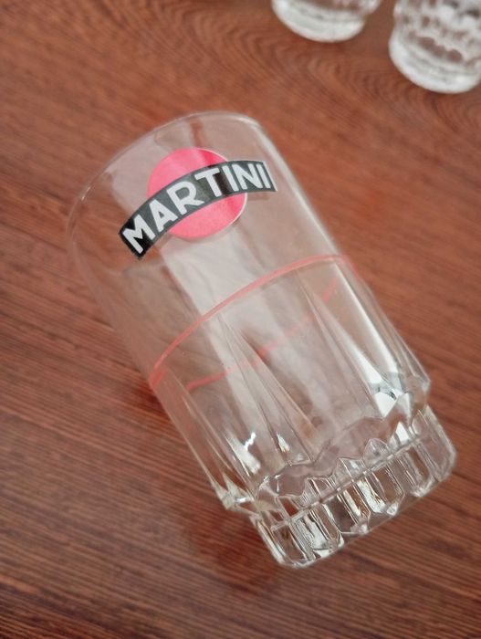 4 copos antigo de MARTINI