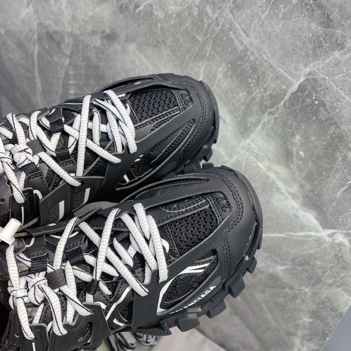 BALENCIAGA Track Black & White 3.0