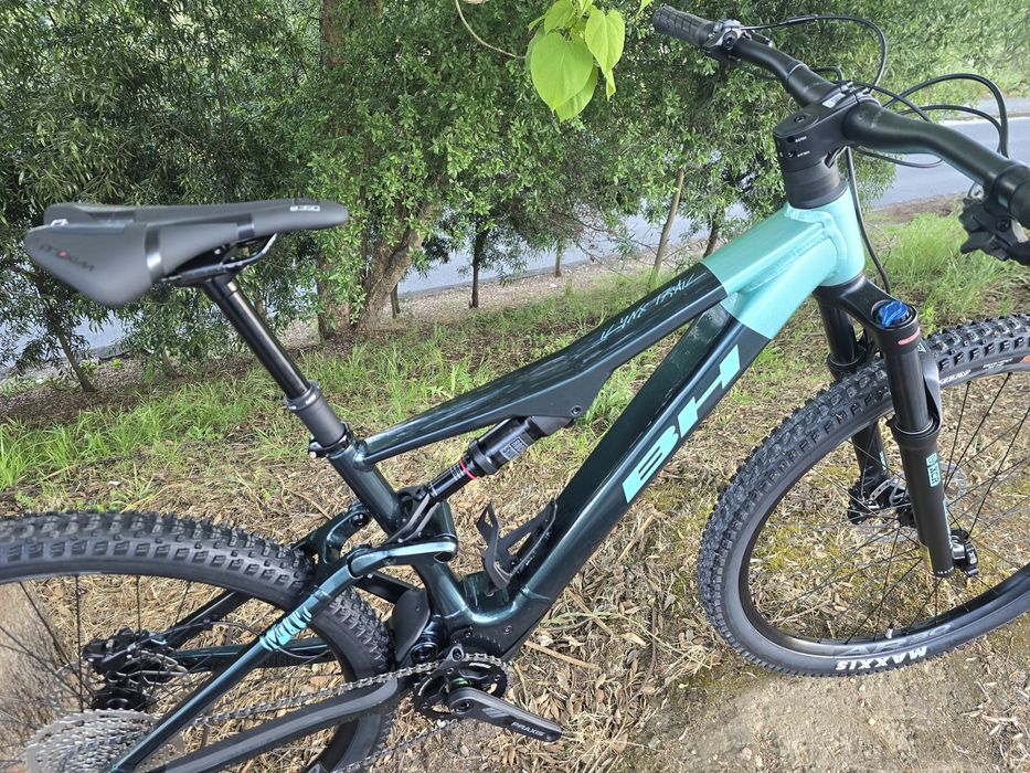 Bh eletrica m de exposicao baterial 630wh
