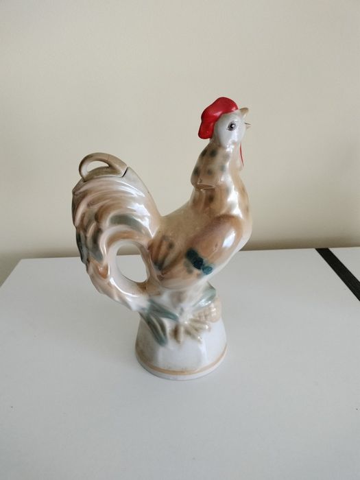 Фарфоровий півень-штоф.