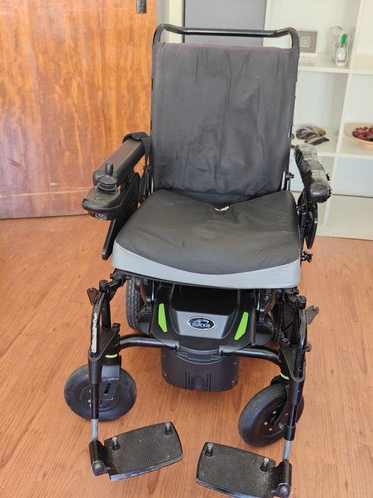 Cadeira de rodas eletrica