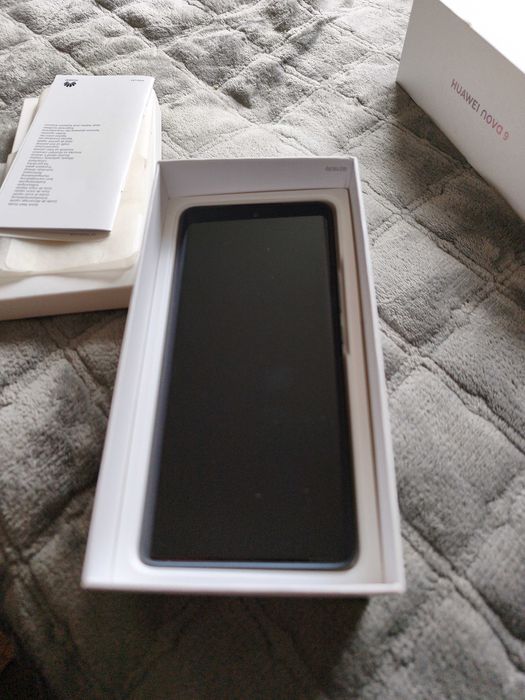 smartfon Huawei nova9