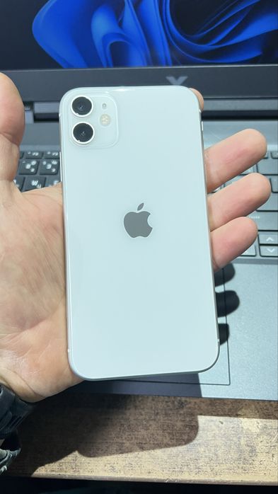 Продам iphone 11 128gb білий