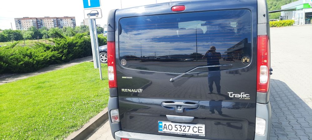 Рено трафік пасажир