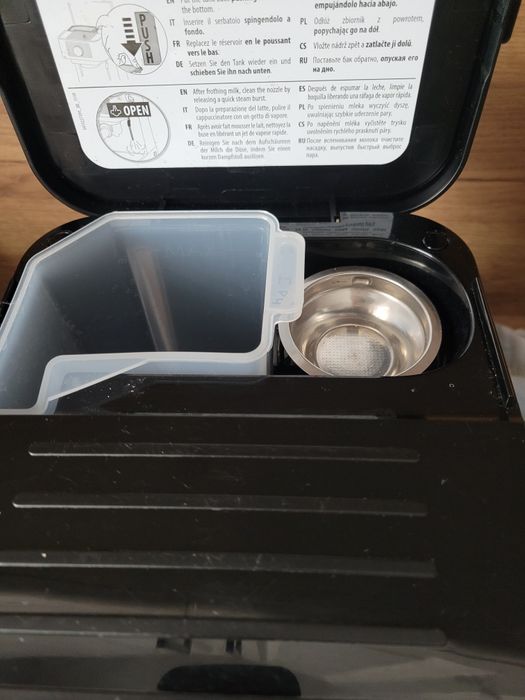Ekspres kolbowy DeLonghi Stilosa EC 230.BK