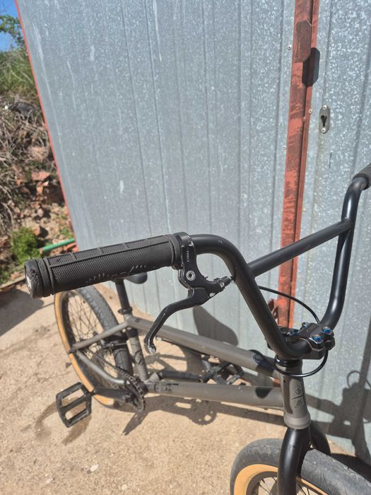 Sprzedam rower bmx gt bikes